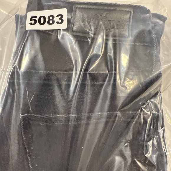 Hollister Ultra High-Rise Jeans Leggins Stretch Black Denim 00S W23 L27 - Picture 9 of 9